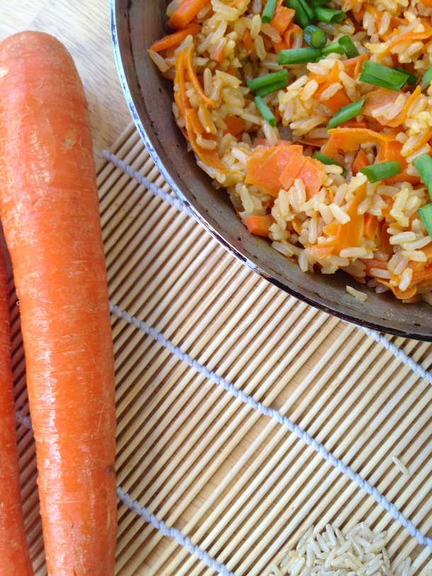 Stir-Fry-Carrot-Noodles-with-Rice-Carrot-Tall