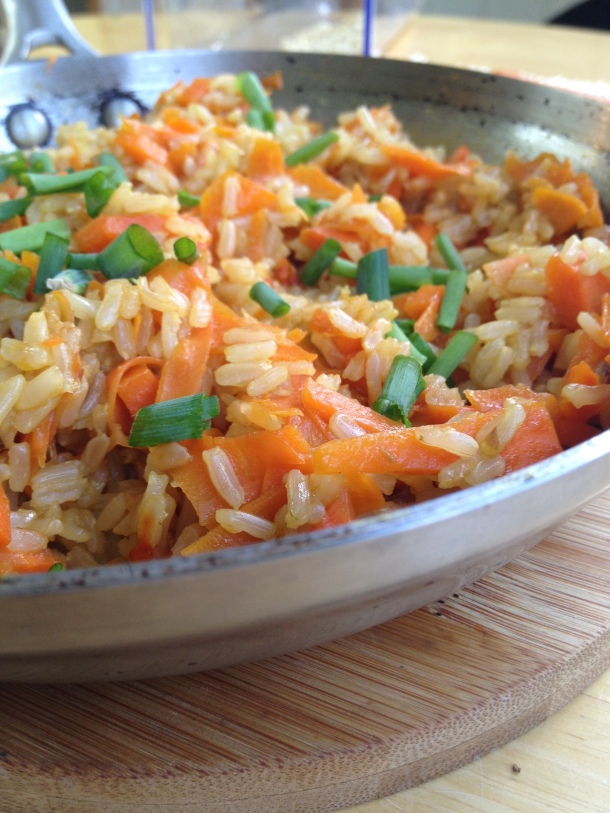 Stir-Fry-Rice-and-Carrot-Noodles-Close
