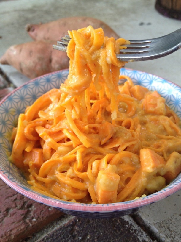 Sweet-Potato-Mac-&-Cheese-Fork